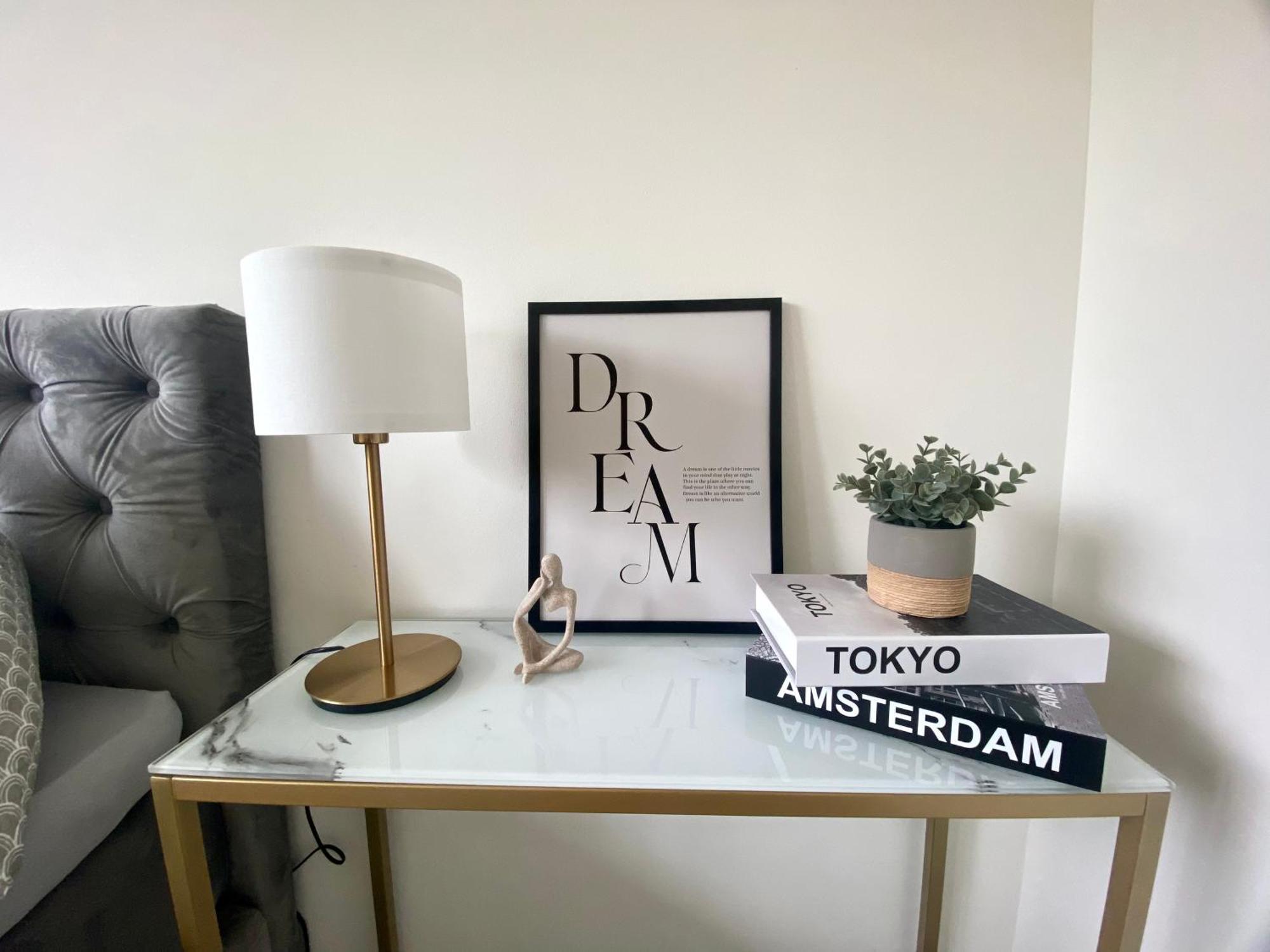 120m2 Modern 3-bedroom Loft In अपार्टमेंट