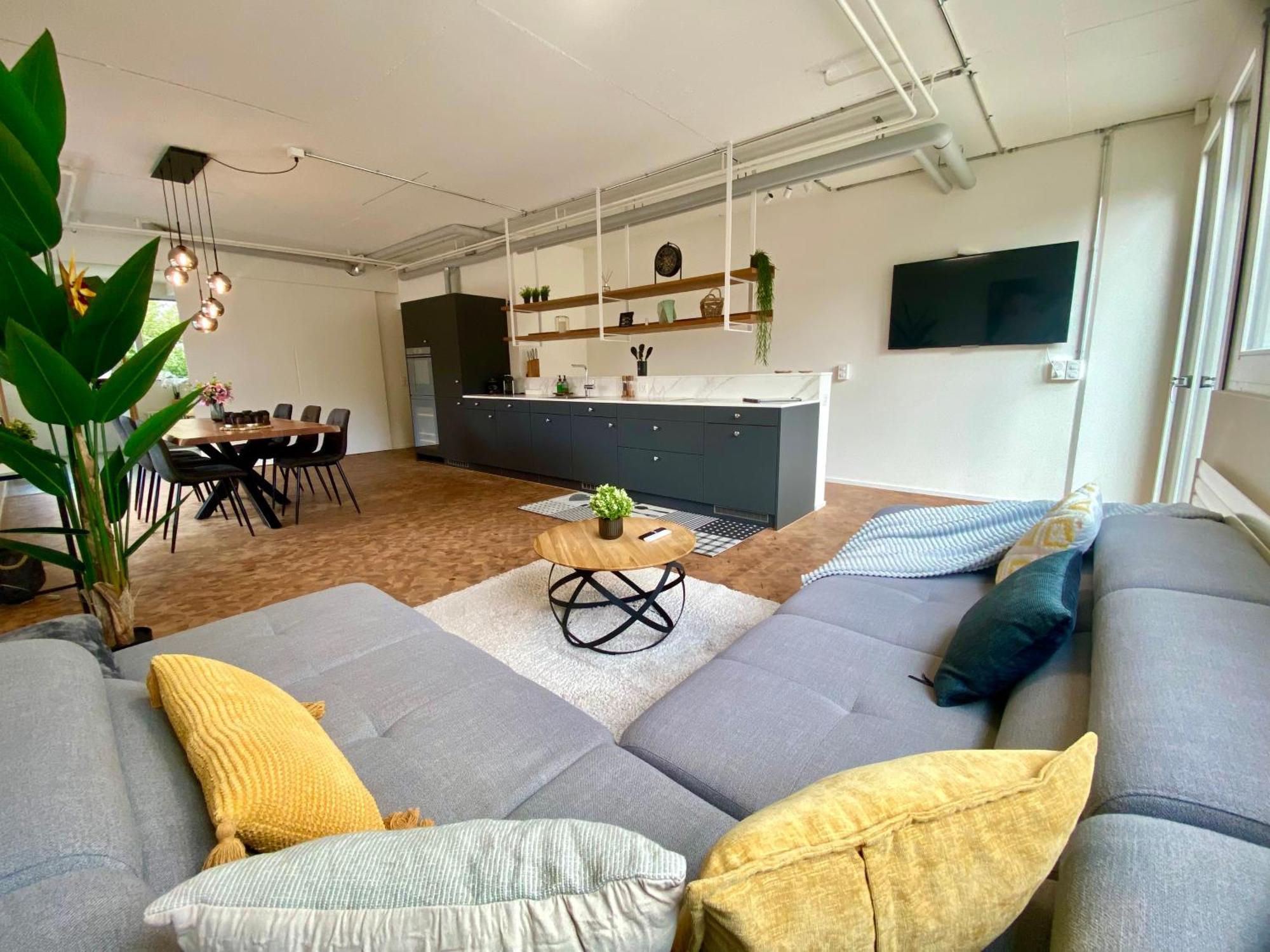 120m2 Modern 3-bedroom Loft In Appartement *